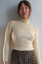 Load image into Gallery viewer, 1970&#39;s Mock Cream Neck