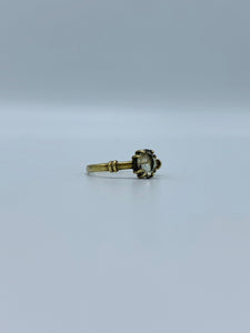 Oval Crown Gold Ring