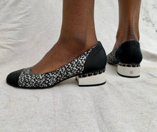Load image into Gallery viewer, Chanel tweed Slip Shoes